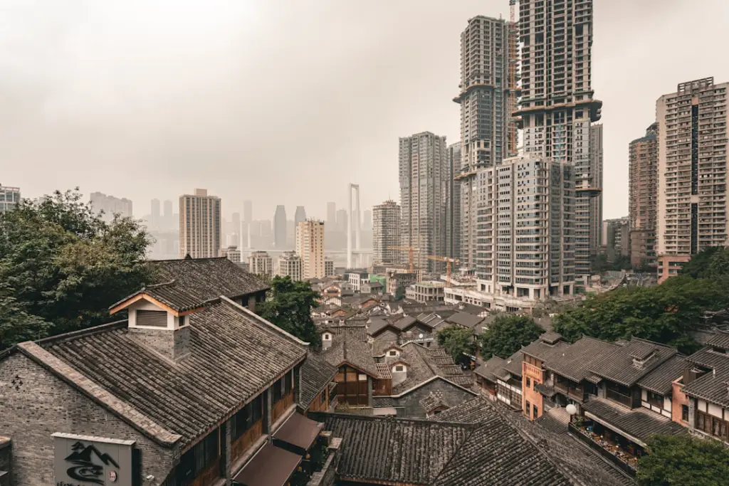 工业废气治理方案设计中催化燃烧与吸附技术的对比